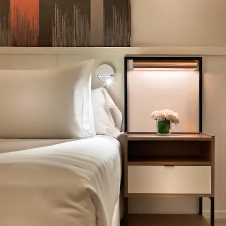 Hotel H10 Cubik 4* Sup 4*
