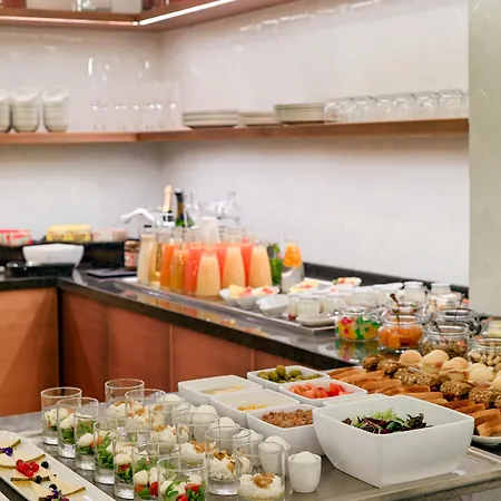 Hotel H10 Cubik 4* Sup Barcelona