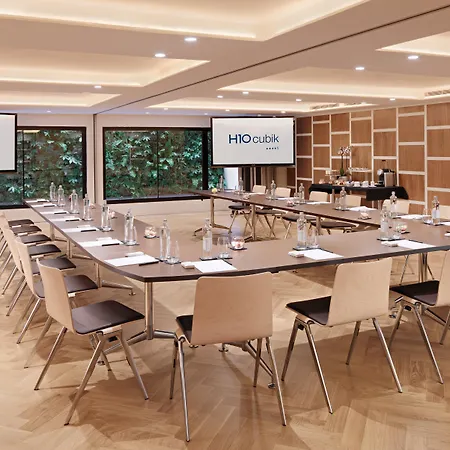 Hotel H10 Cubik 4* Sup Barcelona