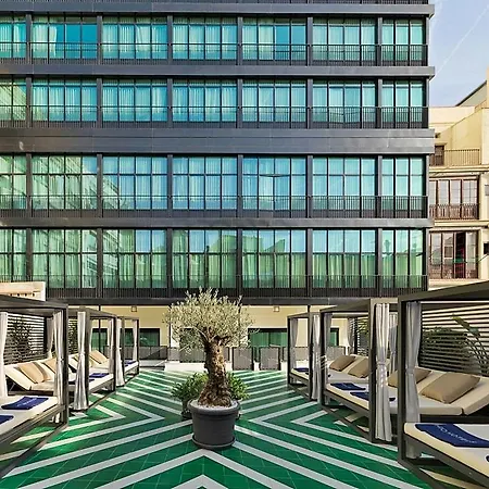 H10 Cubik 4* Sup Hotel