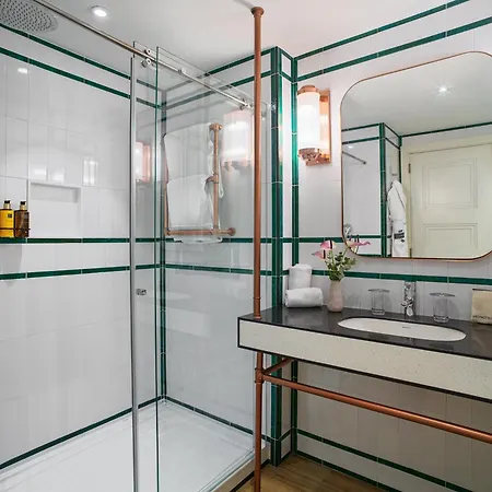 H10 큐비크 4* 수프 호텔 바르셀로나