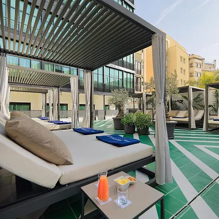 H10 큐비크 4* 수프 4*