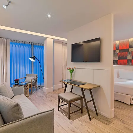 호텔 H10 큐비크 4* 수프