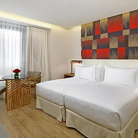 H10 Cubik 4* Sup Hotel Barcellona
