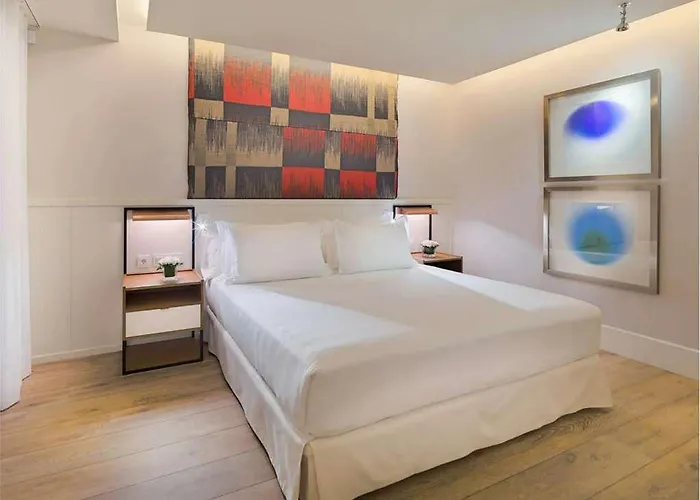 Hotel H10 Cubik 4* Sup 4*