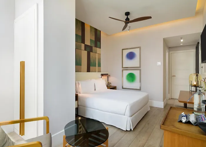 H10 Cubik 4* Sup Hotel 4*