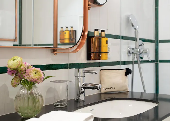 Hotel H10 Cubik 4* Sup 4*