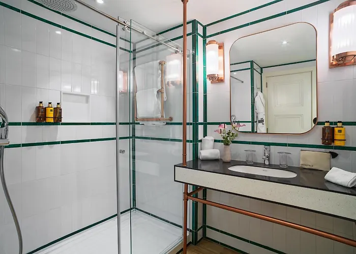 H10 Cubik 4* Sup Hotel Barcelona