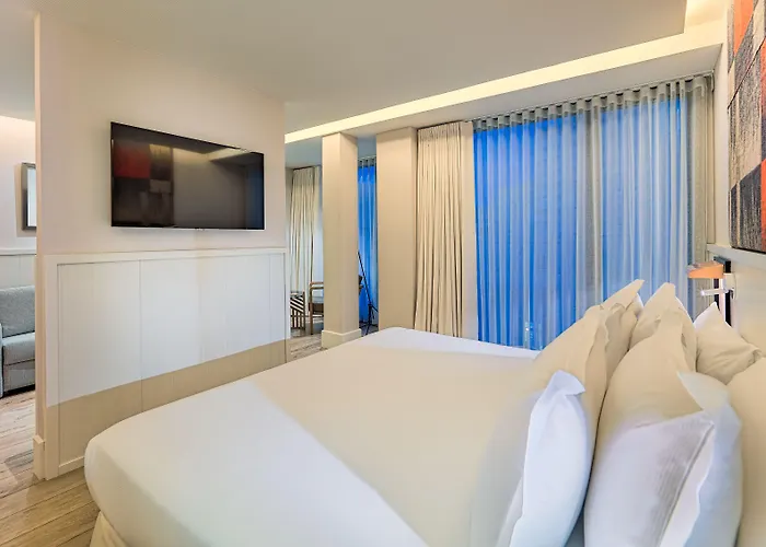 Hotel H10 Cubik 4* Sup