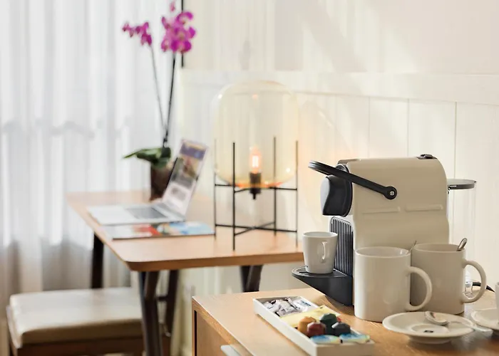 Hotel H10 Cubik 4* Sup