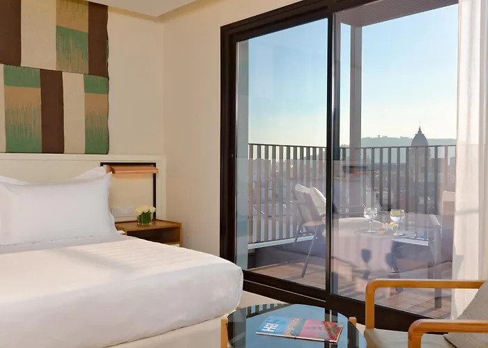 Hotel H10 Cubik 4* Sup 4*